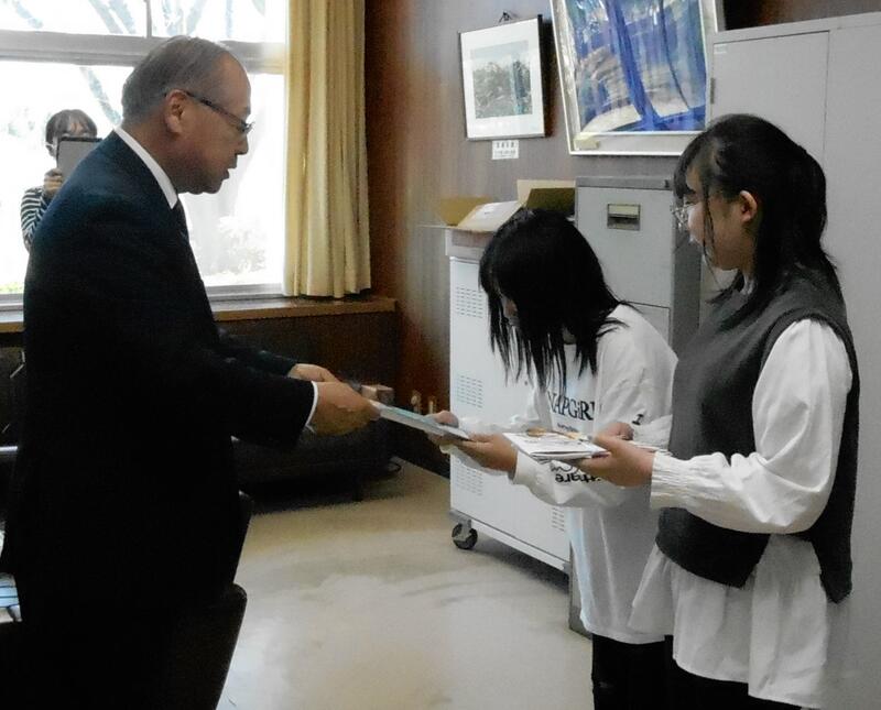 JA副読本贈呈式２