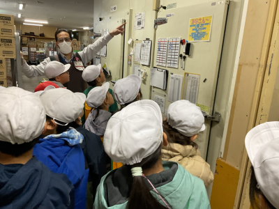 3年1組_社会_味戸綾音_ヨークベニマル見学_78