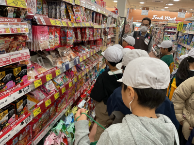 3年1組_社会_味戸綾音_ヨークベニマル見学_134