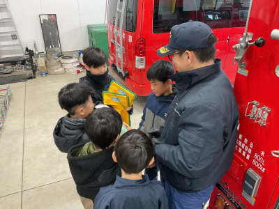 3年1組_社会_味戸綾音_消防署見学_72