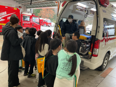 3年1組_社会_味戸綾音_消防署見学_50