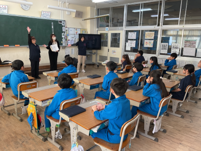 3年1組_国語_味戸綾音_手話教室_55