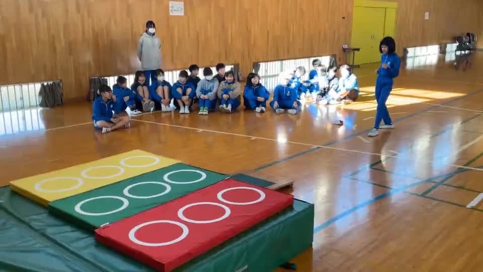 【動画】跳び箱運動（５年生）